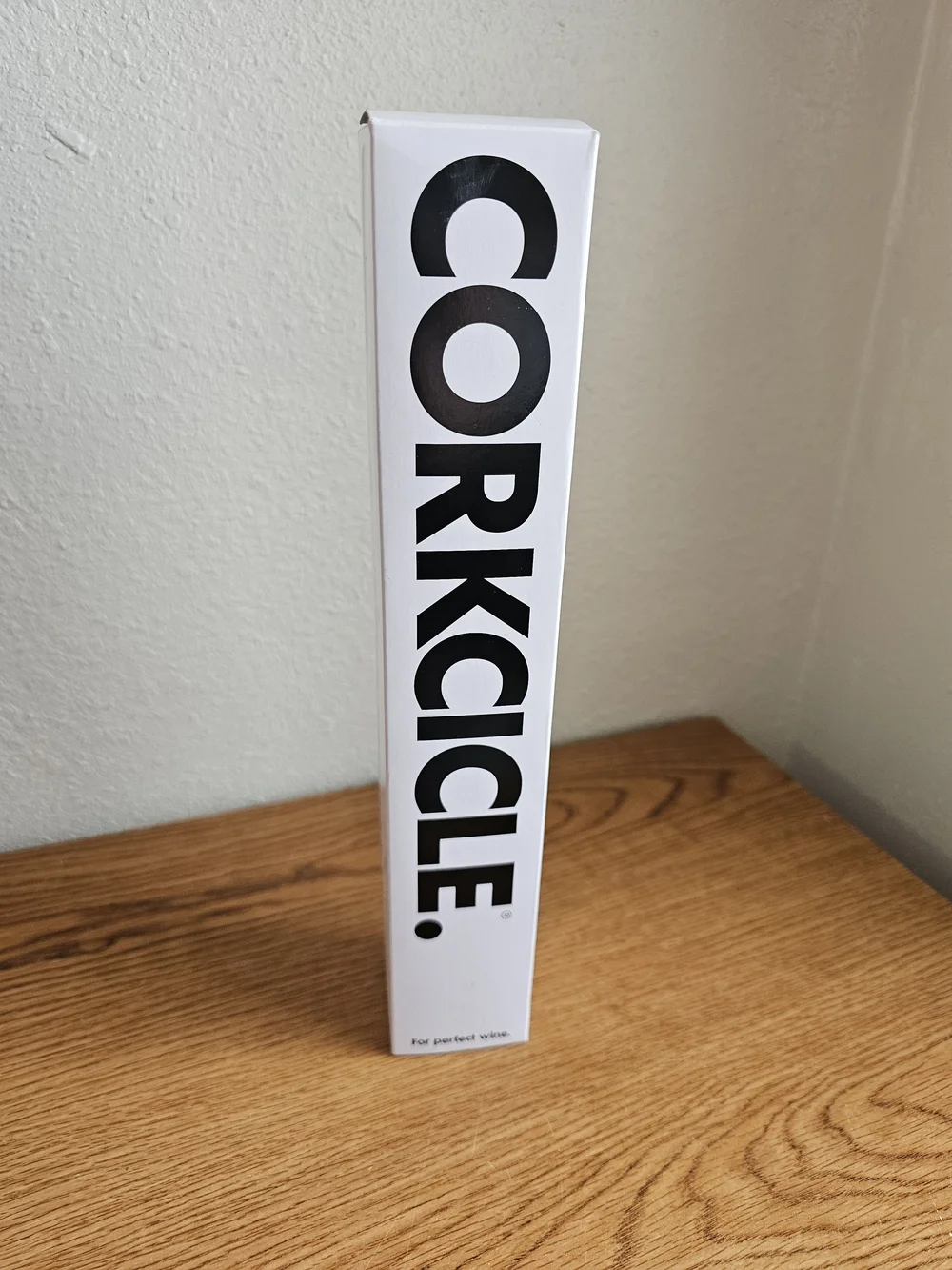 Corkcicle Wine Stopper Chiller Keeps Cold NEW Freeze Reusable Beverage Chill